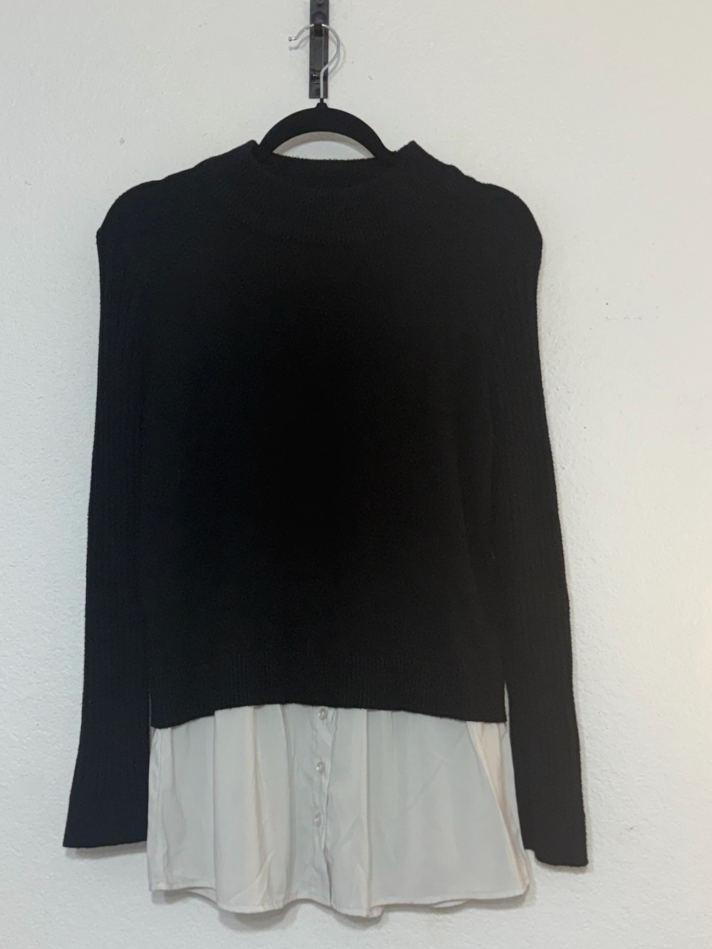 Joseph A Women’s Large Black Layered Mock Neck Sweater White Shirt Hem